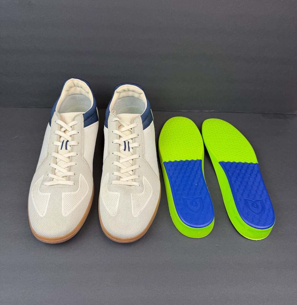 Rothy's The RS01 Sneaker Men's Size 13 Bone Blue Gum Sole